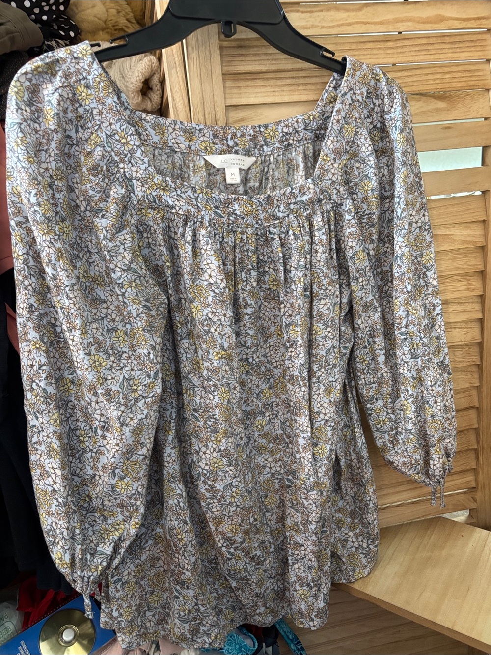 LC Lauren Conrad Floral Peasant Tunic with Yellow Accents Medium